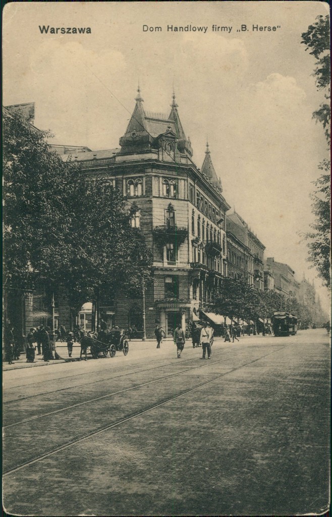 Kartka pocztowa przedstawiająca Dom Mody Bogusław Herse. Widok od ulicy Marszałkowskiej. Źródło: Biblioteka Narodowa